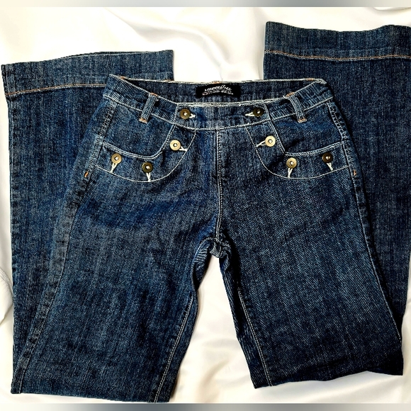 Victoria's Secret London Jean - Picture 2 of 8